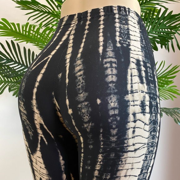 ‼️Tie Dye Biker Shorts Leggings Active Wear Shorts - Picture 5 of 8